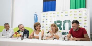 Más de 250 escuelas recibirán fruta de productores locales