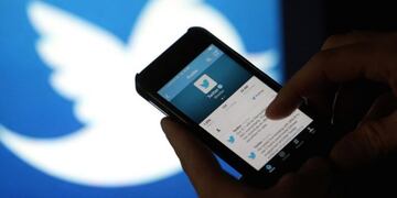 Condenada por insultar en Twitter