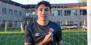 Pablo Lugüercio, futbolista de Estudiantes de La Plata, publicó un mensaje de agradecimiento a los delincuentes que asaltaron su vivienda en City Bell\u002E