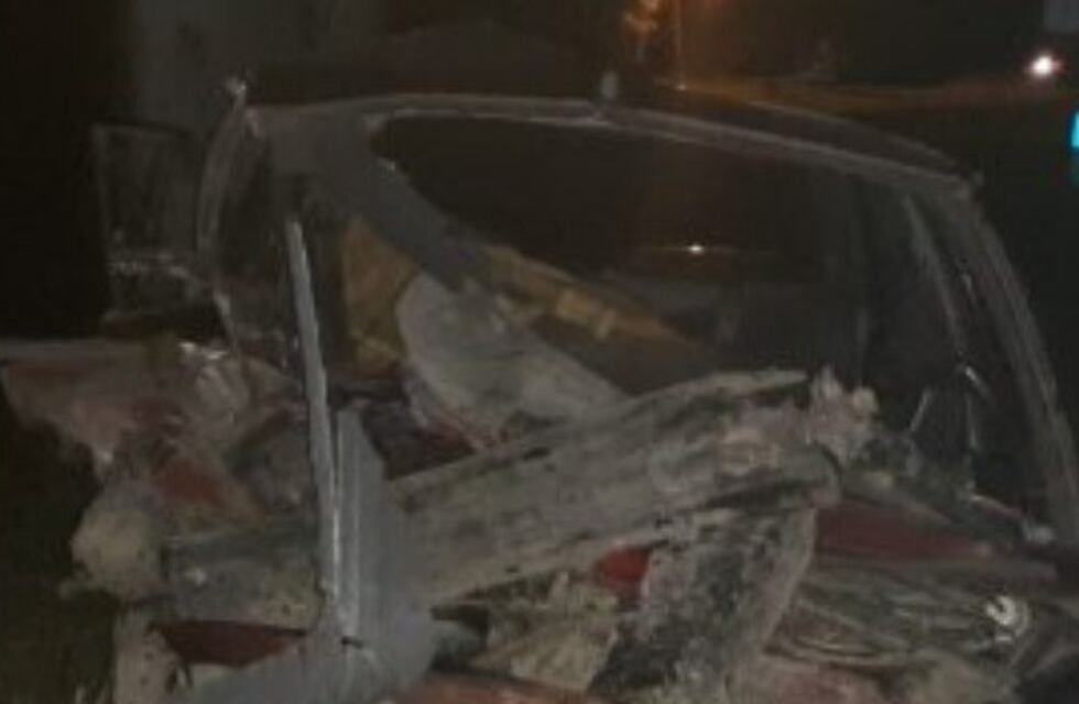 Un fuerte choque entre dos autos dejó un muerto y tres heridos al sur de Helvecia