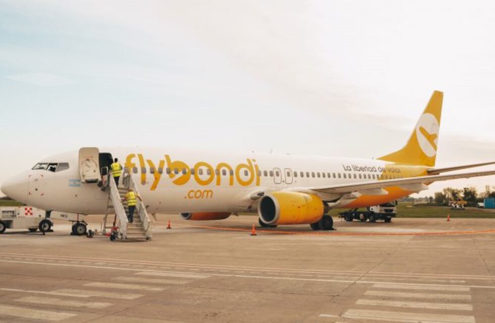 Postergan para noviembre el regreso de los vuelos de Flybondi entre Rosario y Puerto Iguazú