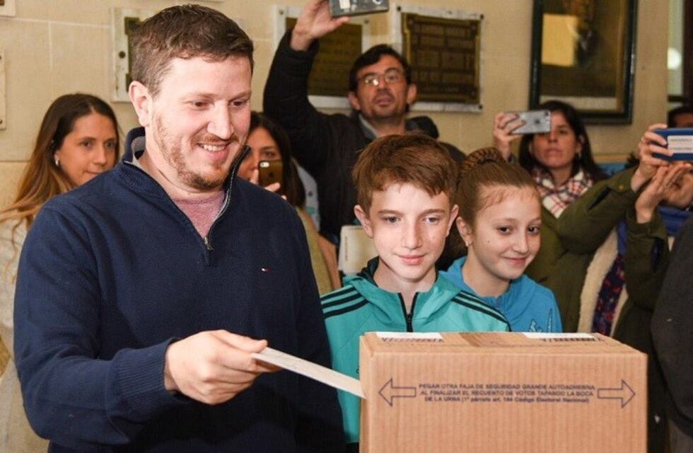 Angelini: "Se empieza a definir el modelo de país que queremos dejarle a nuestros hijos"