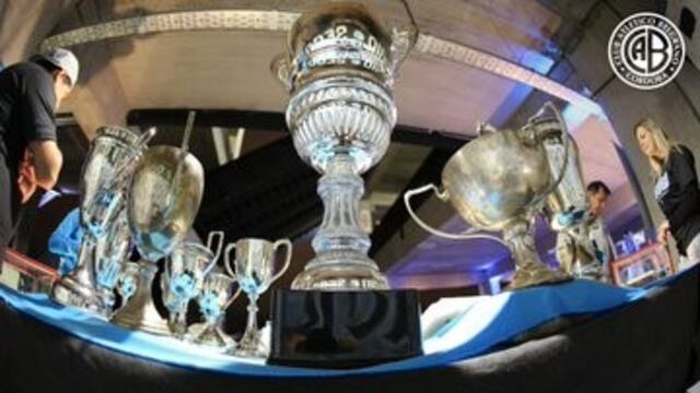 Recorrer los clubes y su historia, parte de los atractivos en una noche de emociones\u002E