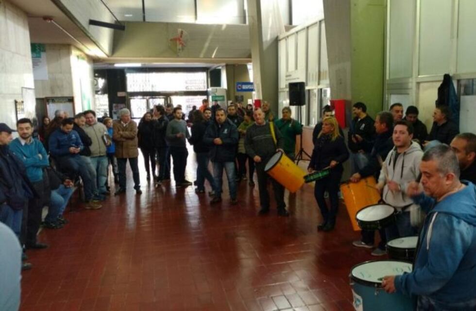 Más cortes de municipales en repudio a la difusión de datos