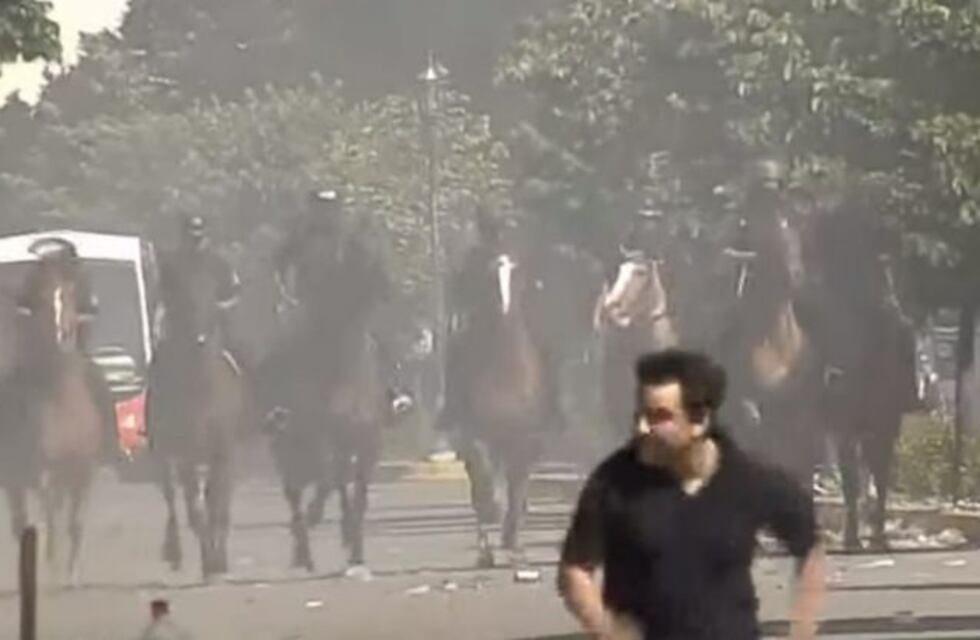 Protestas en La Plata en contra de la reforma previsional