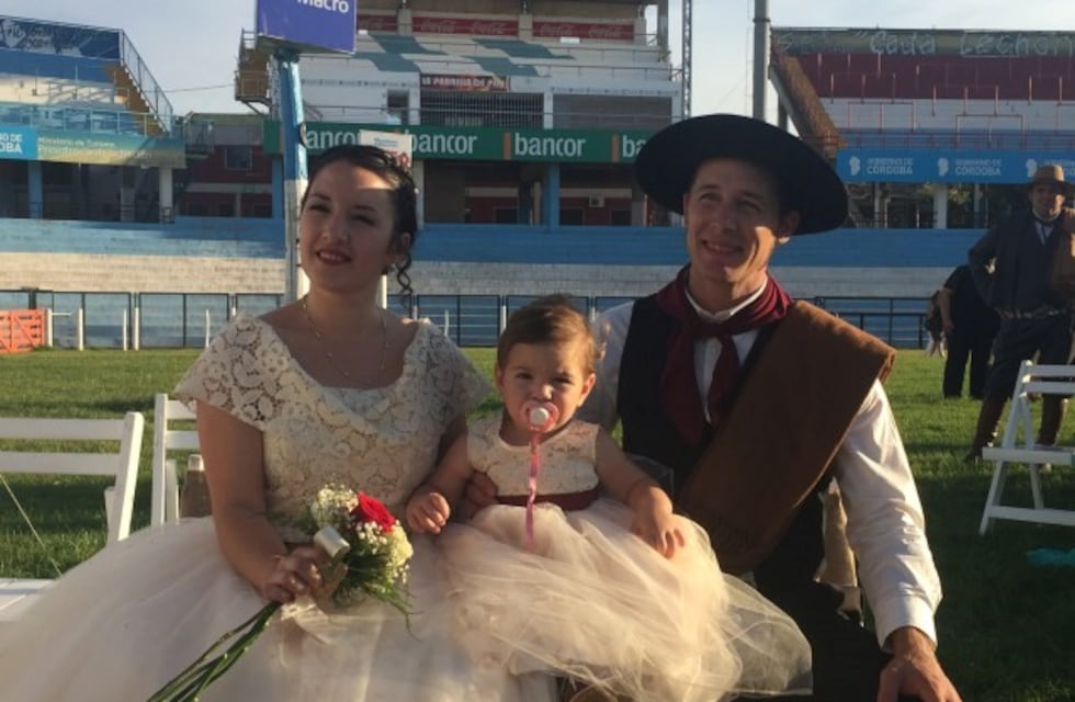 ¡Y hubo casorio en el campo de la Doma de Jesús María!