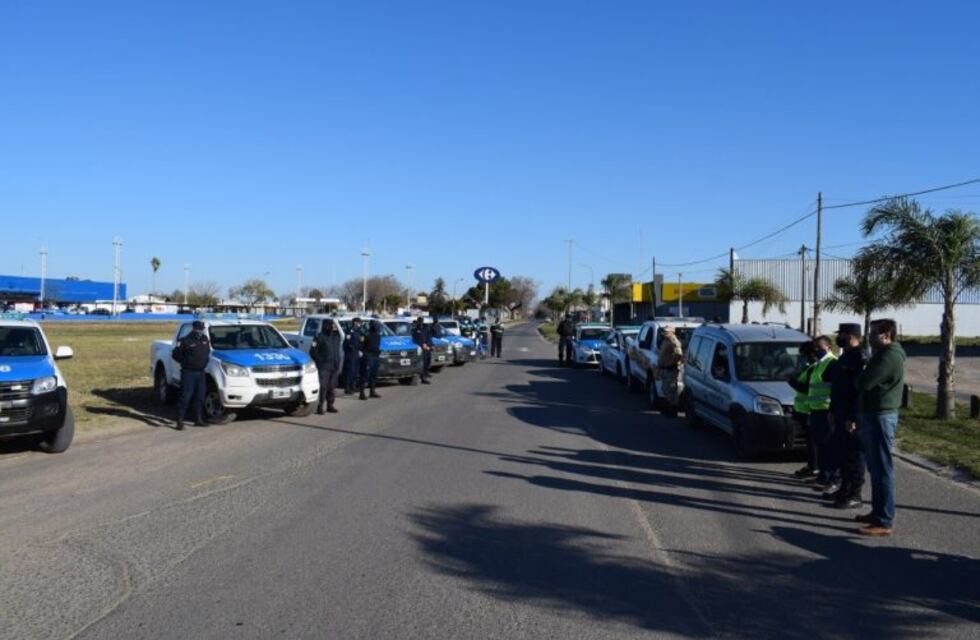 Las fuerzas de seguridad patrullan Gualeguaychú controlando el cumplimiento del ASPO