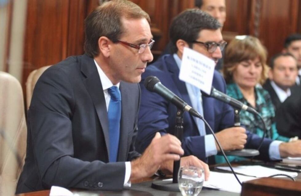 Garro demandará a Edelap por el apagón