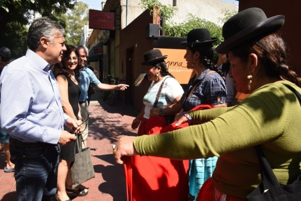 Las cholitas hicieron cumbre en el cerro Aconcagua