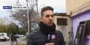 El periodista Maximiliano Raimondi, de Canal 5 de Rosario, sufrió amenazas mientras salía en vivo\u002E (Captura de pantalla)