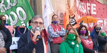 El secretario general de la delegación local de Amsafe no ahorró críticas para la gestión peronista\u002E (@ctarosario)