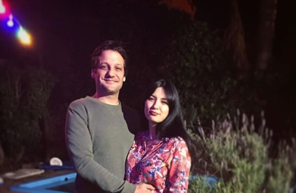 Desde Madrid y a poco de dar a luz, la foto de la enorme panza de la novia de Rodrigo de la Serna