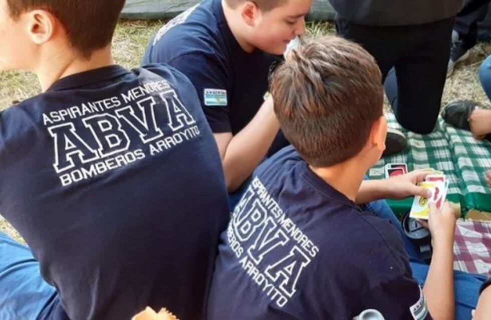 Integrantes de la Escuela de Aspirantes Menores de Bomberos de Arroyito participaron de un encuentro