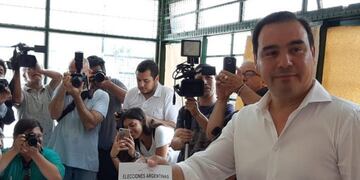 El gobernador votó en la mañana