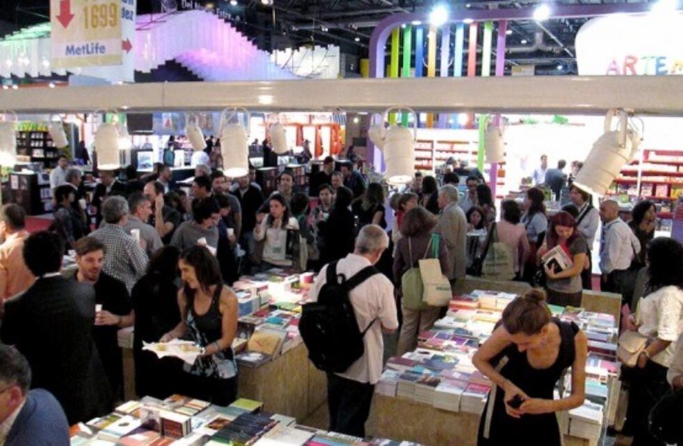 Ya llega la 44° Feria del Libro: horarios, actividades y charlas