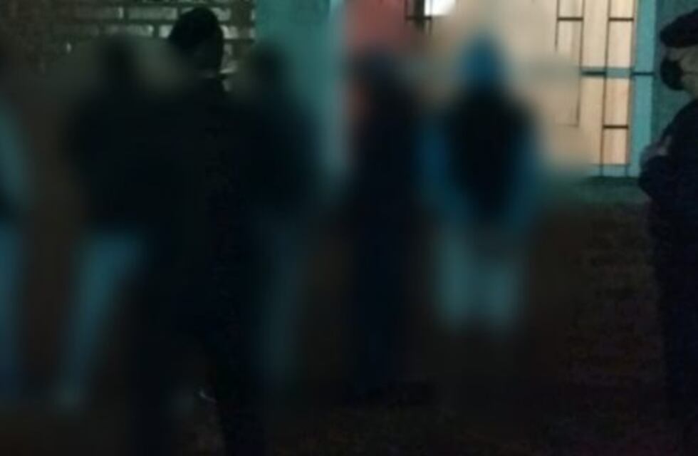 En plena vía pública ocasionaban disturbios alcoholizados y terminaron detenidos