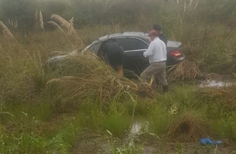 El Bichi Fuertes se accidentó con su auto cuando viajaba con su esposa