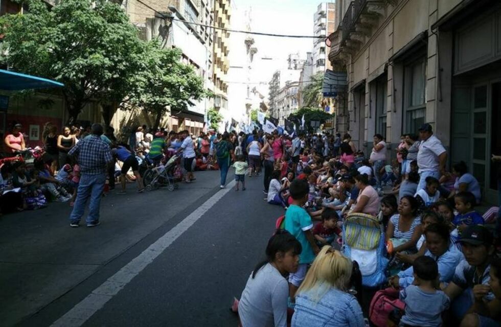 Con movilización por el microcentro la CCC reclama ayuda alimentaria y empleo