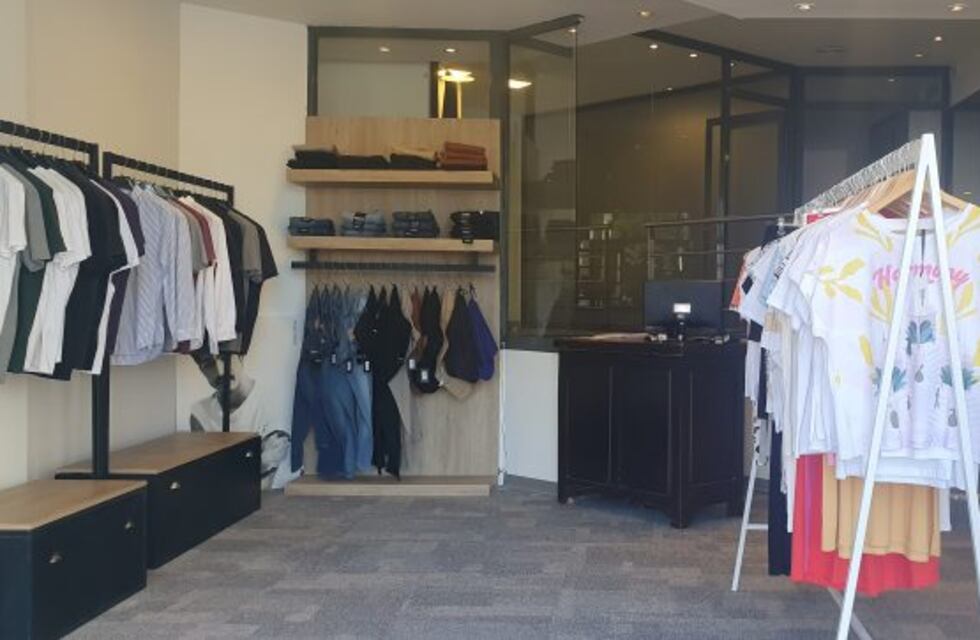 Silenzio Bowen: abrió su local exclusivo en nuestra ciudad