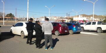 Llegó al Hospital apuñalado y murió en el sector de guardia