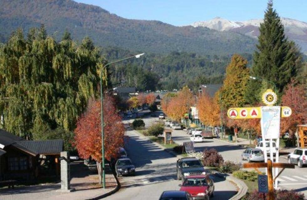 Villa La Angostura: Salud impidió que arribaran médicos capacitadores de Buenos Aires