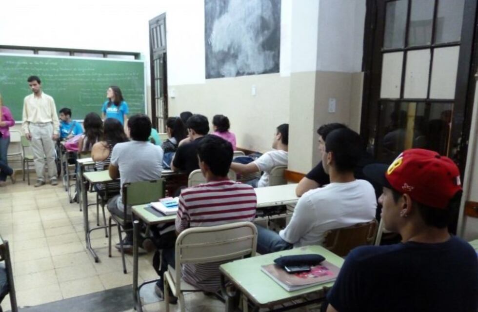 Educación de adultos en Soldini: abierta la inscripción para finalizar la educación básica