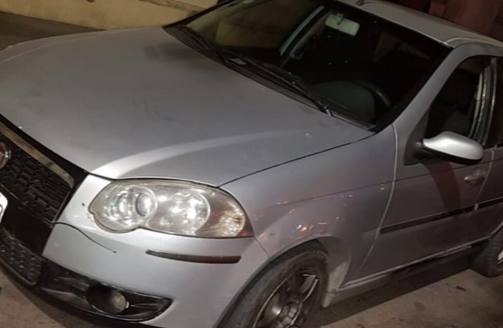 Alta Gracia: un detenido por patear y dañar un vehículo