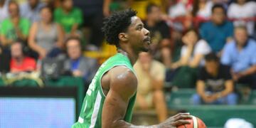 Atenas visita a Ferro\u002E