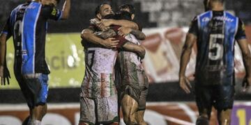 Agropecuario sacó a Almagro y sigue soñando\u002E (Foto: Télam)