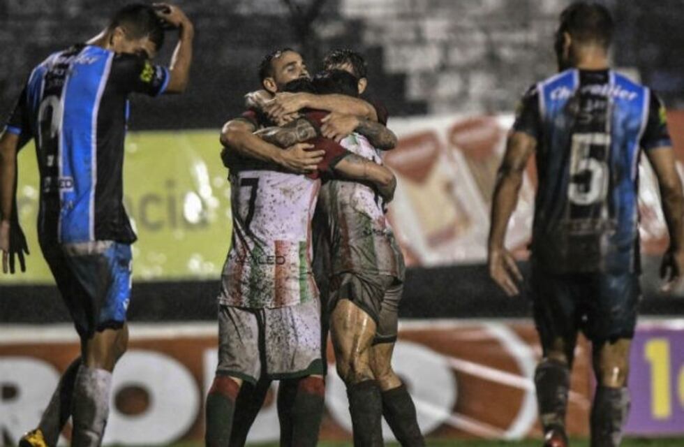 Agropecuario le dio el último golpe a Almagro y es semifinalista del reducido