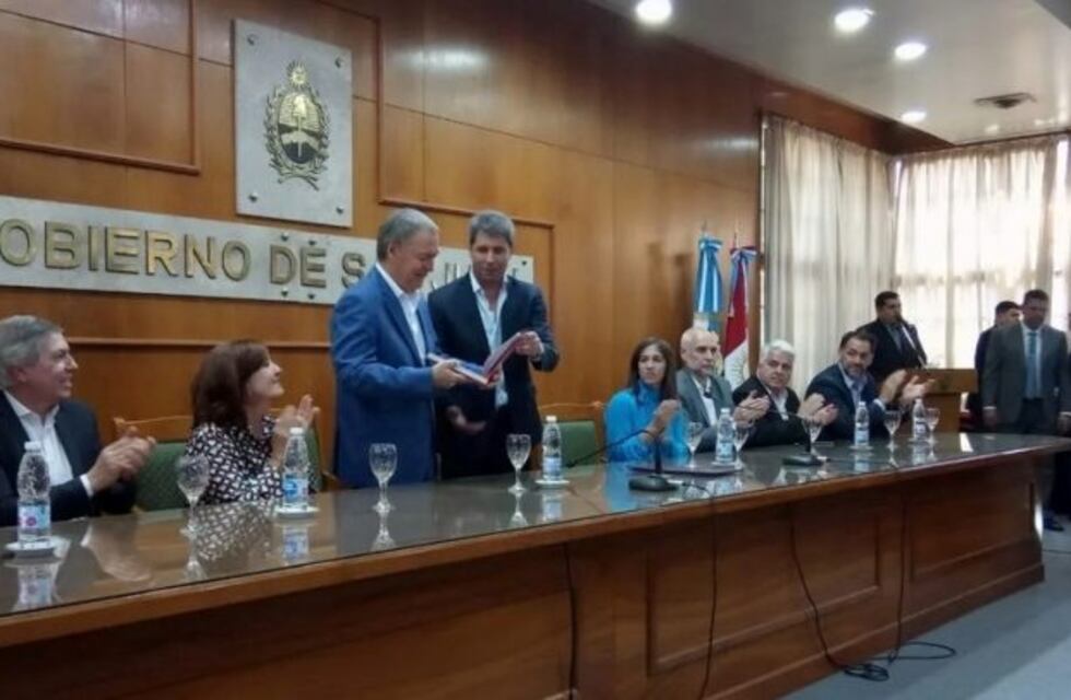 Uñac y Schiaretti firmaron un pacto para potenciar el Turismo