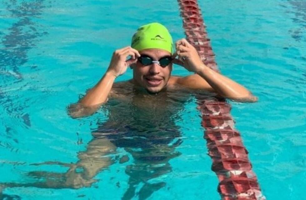 Sin prioridad, un nadador panamericano paga para poder entrenar