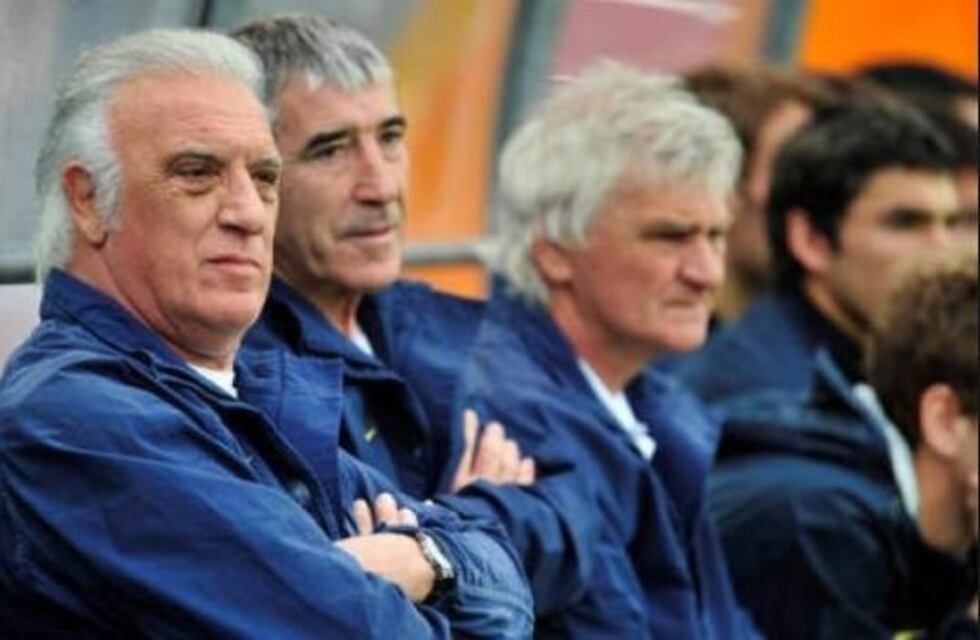 Falleció el "Panadero" Díaz, histórico ayudante de Alfio Basile