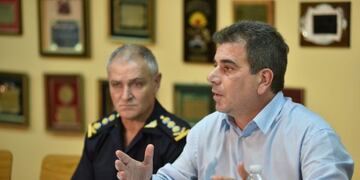 DYN26, OLAVARRIA BUENOS AIRES 13/03/2017, EL MINISTRO DE SEGURIDAD DE LA PROVINCIA DE BUENOS AIRES, CRISTIAN RITONDO, DURANTE LA CONFERENCIA DE PRENSA OFRECIDA ESTA TARDE. FOTO: DYN/GENTILEZA. olavarria cristian ritondo multitudinario recital del cantante junto a su banda los fundamentalistas del aire acondicionado en tragedia incidentes en el show con los seguidores conferencia de prensa ministro de seguridad de la provincia