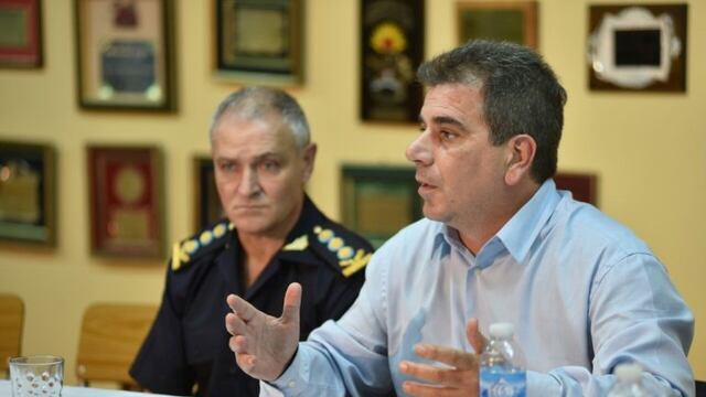 DYN26, OLAVARRIA BUENOS AIRES 13/03/2017, EL MINISTRO DE SEGURIDAD DE LA PROVINCIA DE BUENOS AIRES, CRISTIAN RITONDO, DURANTE LA CONFERENCIA DE PRENSA OFRECIDA ESTA TARDE. FOTO: DYN/GENTILEZA. olavarria cristian ritondo multitudinario recital del cantante junto a su banda los fundamentalistas del aire acondicionado en tragedia incidentes en el show con los seguidores conferencia de prensa ministro de seguridad de la provincia