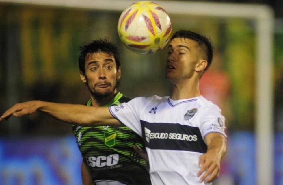 Copa de la Súperliga: Gimnasia clasificó a cuartos tras ganarle 2-0 a Defensa y Justicia