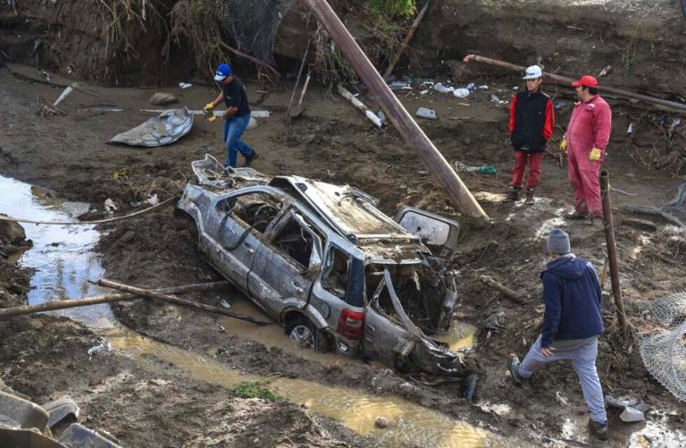 Las lluvias volvieron a castigar a Comodoro Rivadavia: ríos de barro en una "zona de desastre"