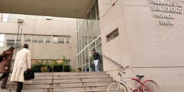 El tribunal a cargo del debate está integrado por los jueces de primera instancia Eduardo Filocco, Ignacio Vacca y Mariel Minetti\u002E