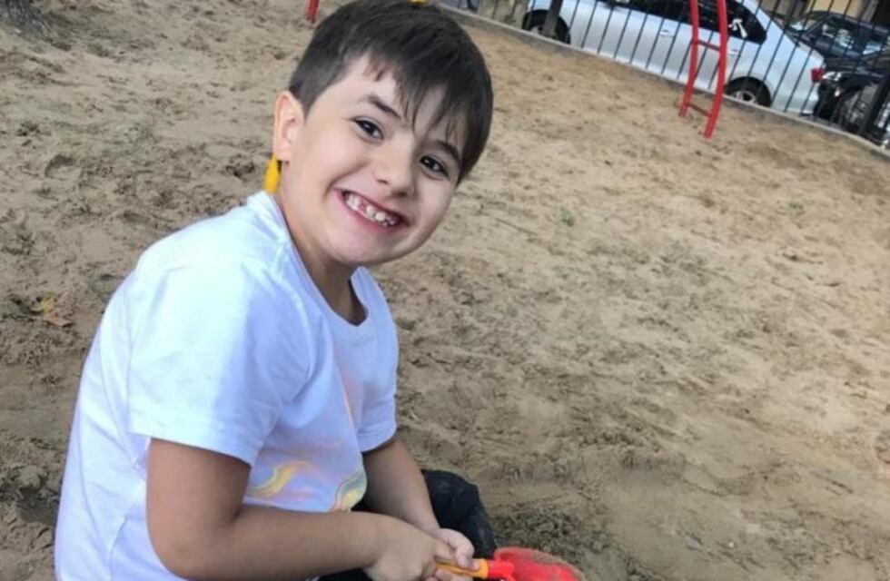 Juntan tapitas plásticas para que Loren pueda mejorar su calidad de vida