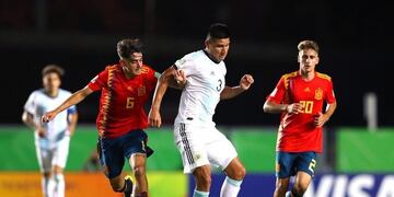 El zaguero de Belgrano, firme en la defensa Albiceleste en el Mundial\u002E