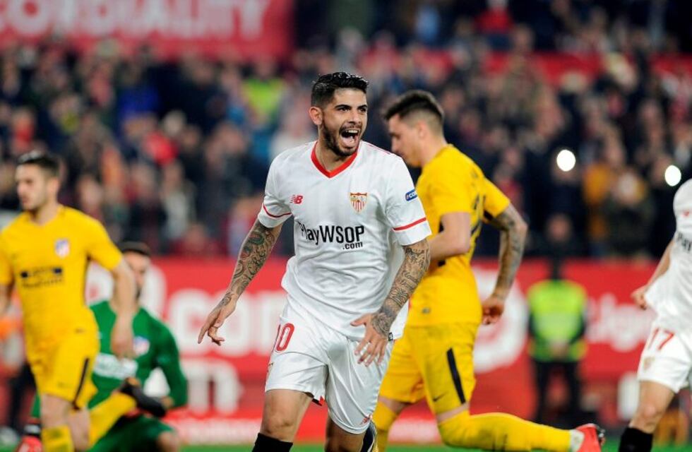 Con un gol de Banega, el Sevilla eliminó al Atlético de Madrid de la Copa del Rey