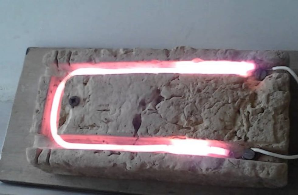 Un calentador casero provocó un incendio y un anciano sufrió quemaduras en todo el cuerpo