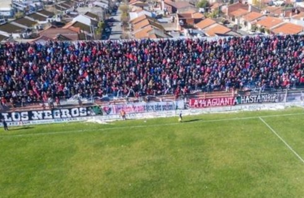 Fútbol: provincia levantó prohibiciones y habrá visitantes en las canchas
