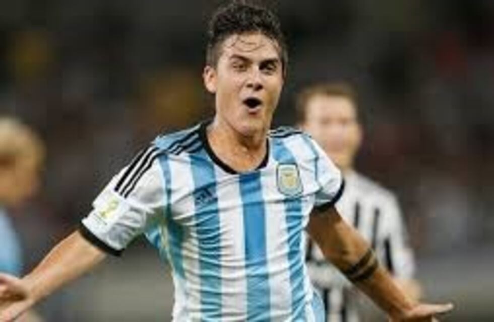 Scaloni le confirmó a Dybala que estará en la Copa América