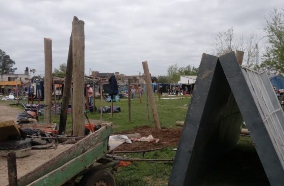Balearon en la cabeza y mataron a un hombre en una feria del trueque