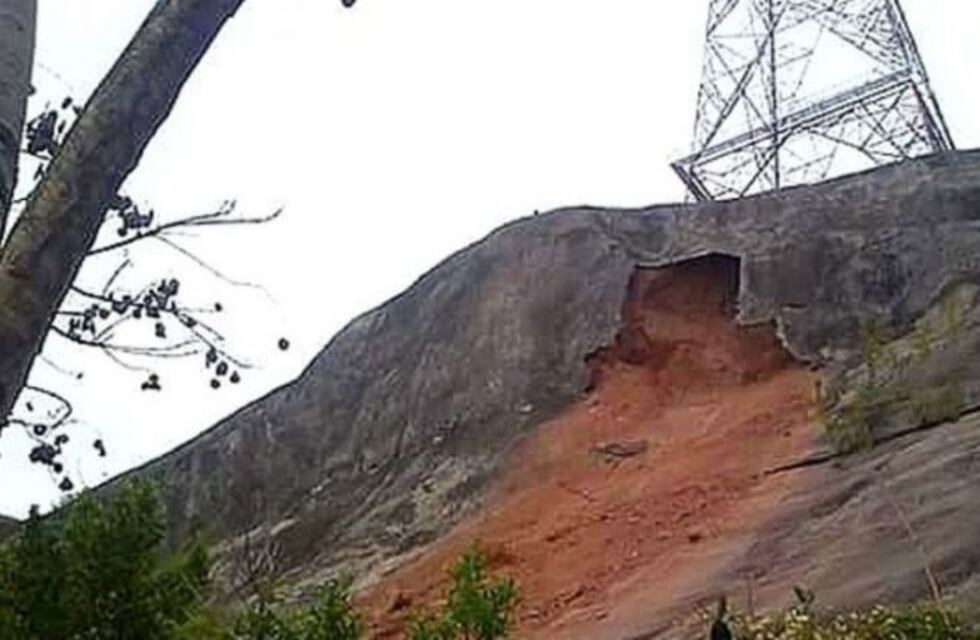 Vecinos en alerta por posible derrumbe de una torre de alta tensión en Paraná