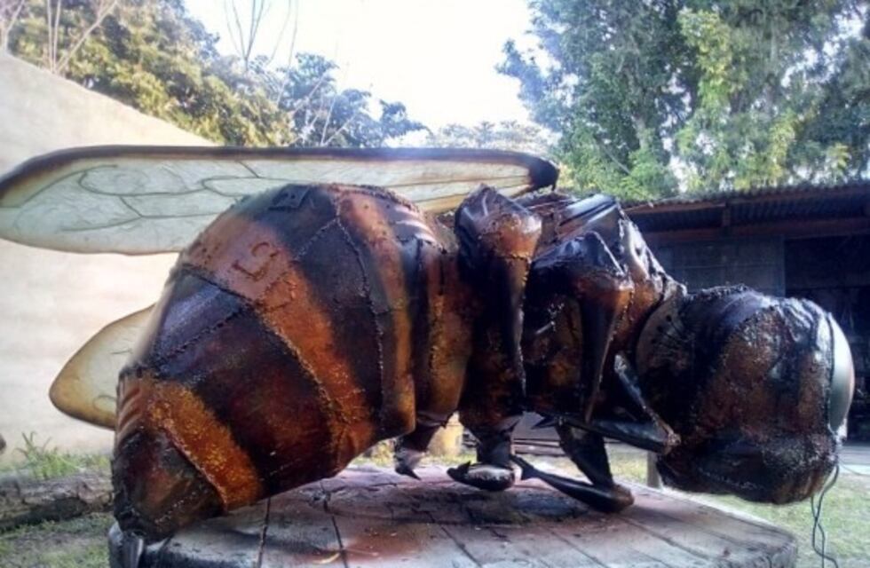 Solicitan información para recuperar una escultura robada a la Municipalidad de Córdoba