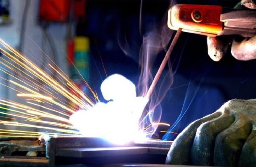 Empresarios presionan al Gobierno de Mendoza: "Salarios mínimos y máximos"