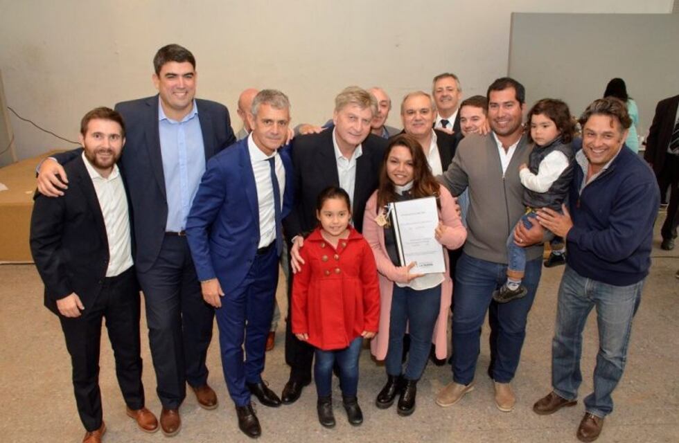 Entregaron las llaves de mas de mil viviendas sociales en Santa Rosa