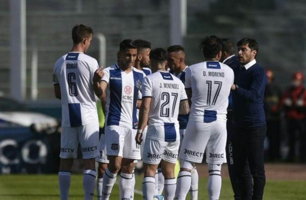 El Cacique Medina: "Le ganamos a un rival de lo más importantes del fútbol argentino"